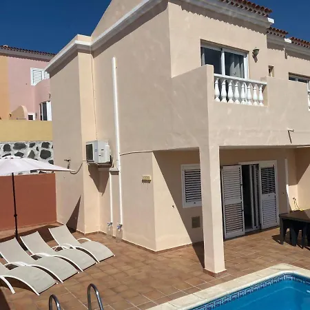 Dom wakacyjny Casa Mariben, Vacation Vv 3 Bedrooms Private Pool With Sea Views