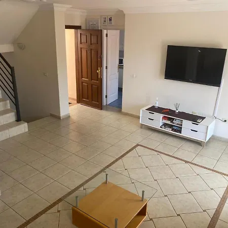Dom wakacyjny Casa Mariben, Vacation Vv 3 Bedrooms Private Pool With Sea Views Callao Salvaje