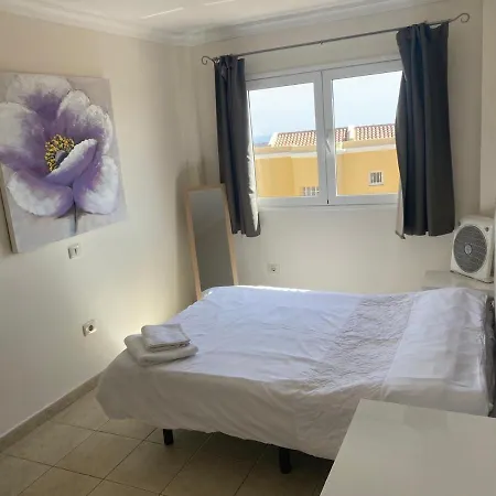 Dom wakacyjny Casa Mariben, Vacation Vv 3 Bedrooms Private Pool With Sea Views